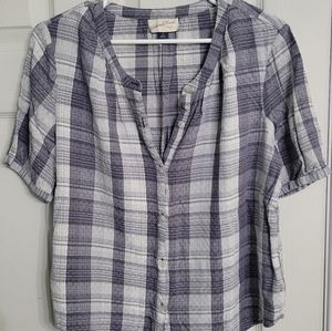 Universal Thread Women's Medium Size Short Sleeve Button-Down Blouse